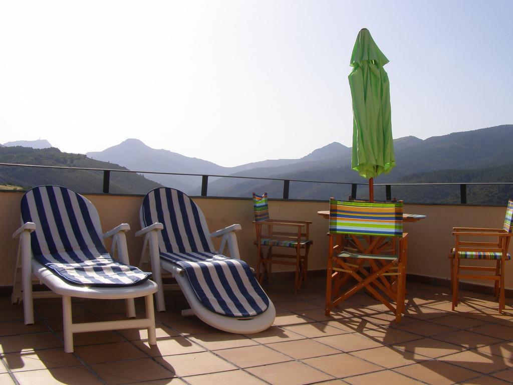 Apartamentos Sierra De Francia Monsagro Oda fotoğraf